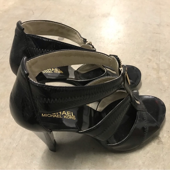 Michael Michael Kors Women's Berkley T-Strap Platform Size 8 - Picture 3 of 6